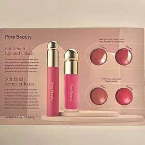Rare Beauty Soft Pinch Lip Oil & Liquid Cheek
Blush